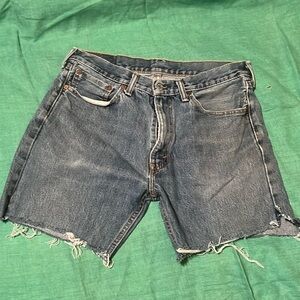 Vintage Levi’s cut off Jean shorts 33 inch waist non-stretch size 8